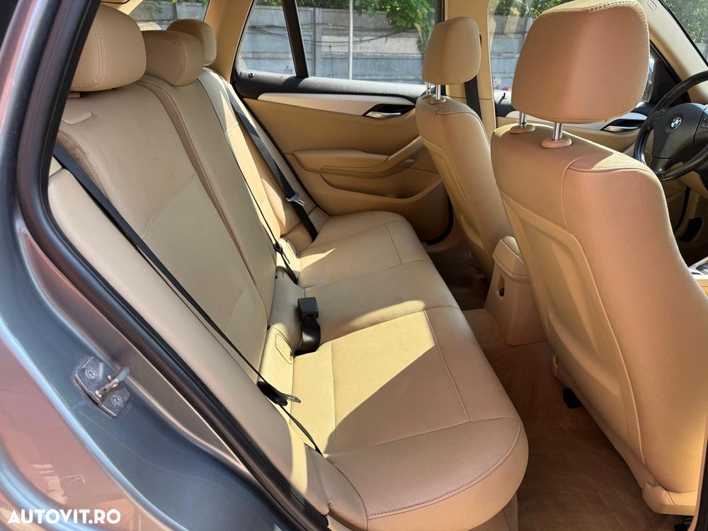 BMW X1 - 24