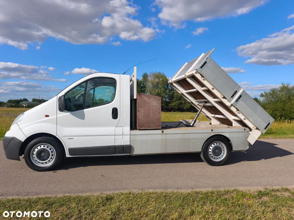 Opel Vivaro - 14