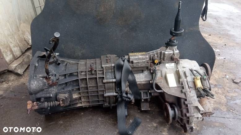 SKRZYNIA BIEGÓW MANUAL KIA SORENTO - 2