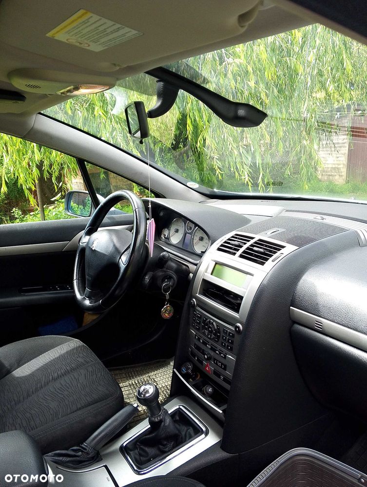 Peugeot 407 - 2
