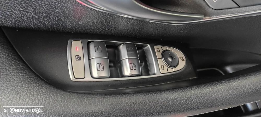 Mercedes-Benz E 220 d Avantgarde - 47