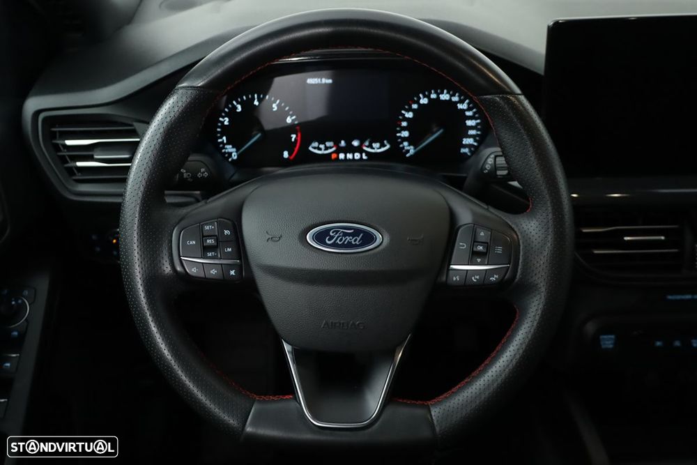 Ford Focus SW - 15