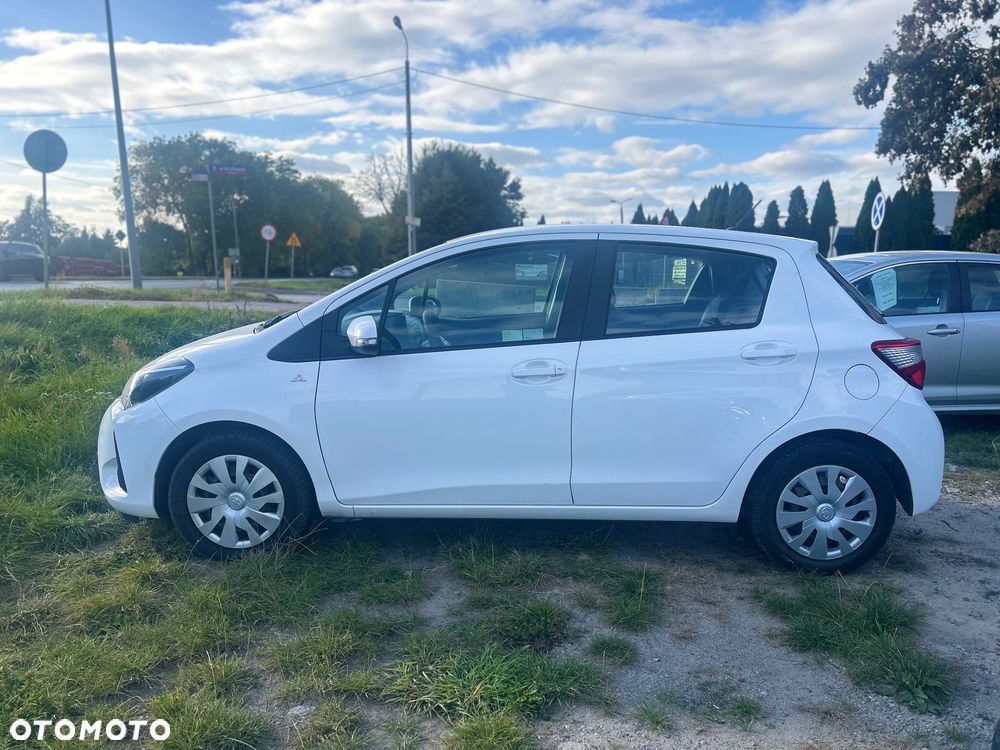 Toyota Yaris 1.5 Active - 10