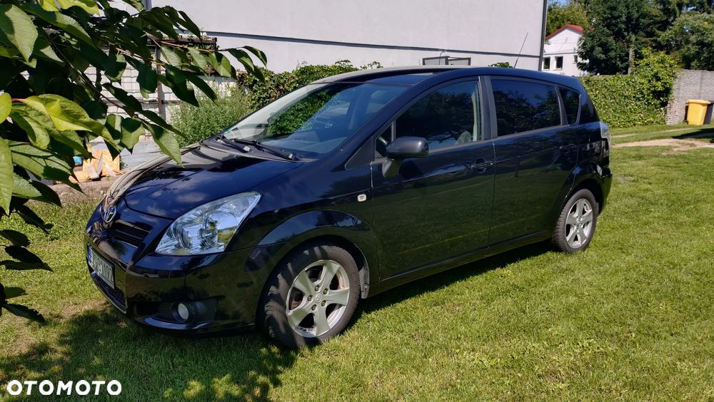 Toyota Corolla Verso - 1
