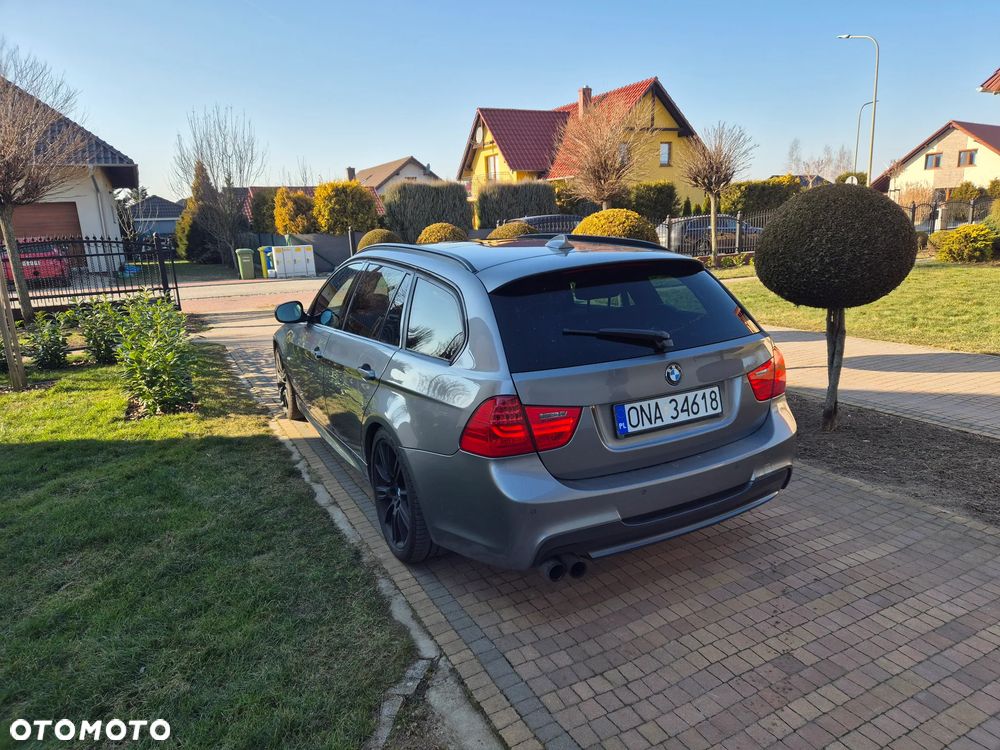 BMW Seria 3 325d - 11