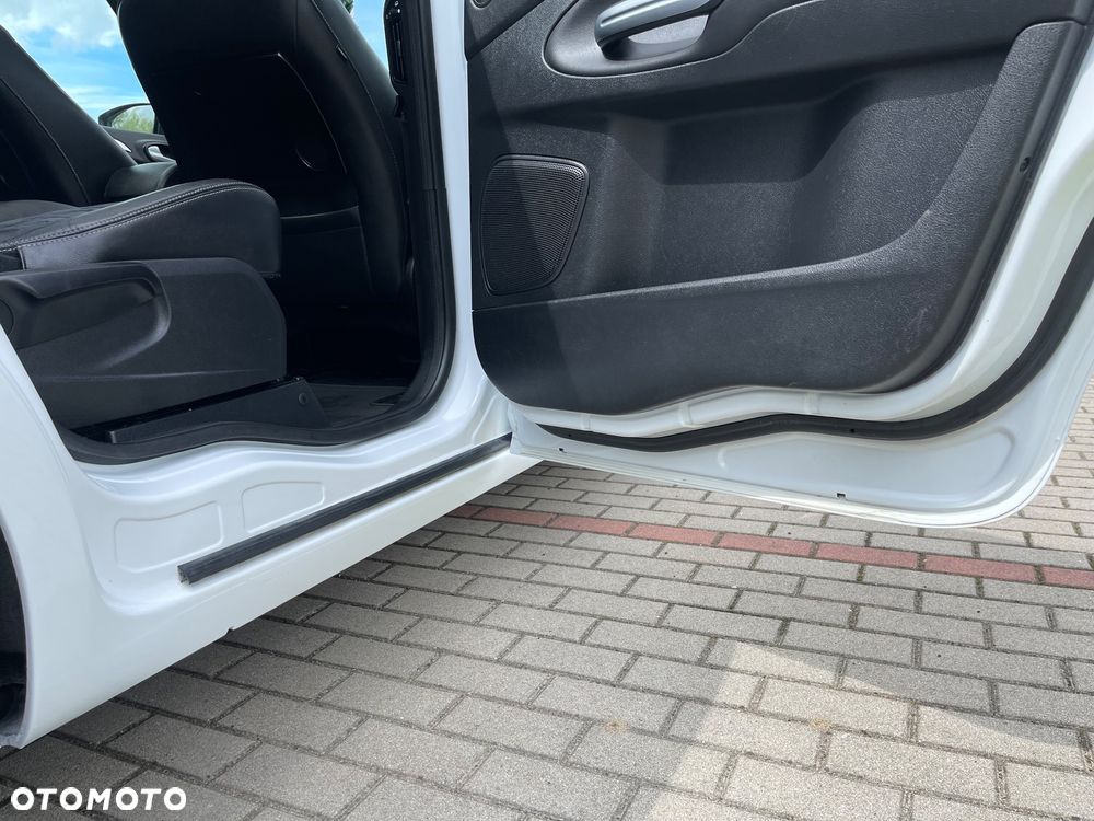 Ford S-Max 2.0 TDCi Titanium - 16