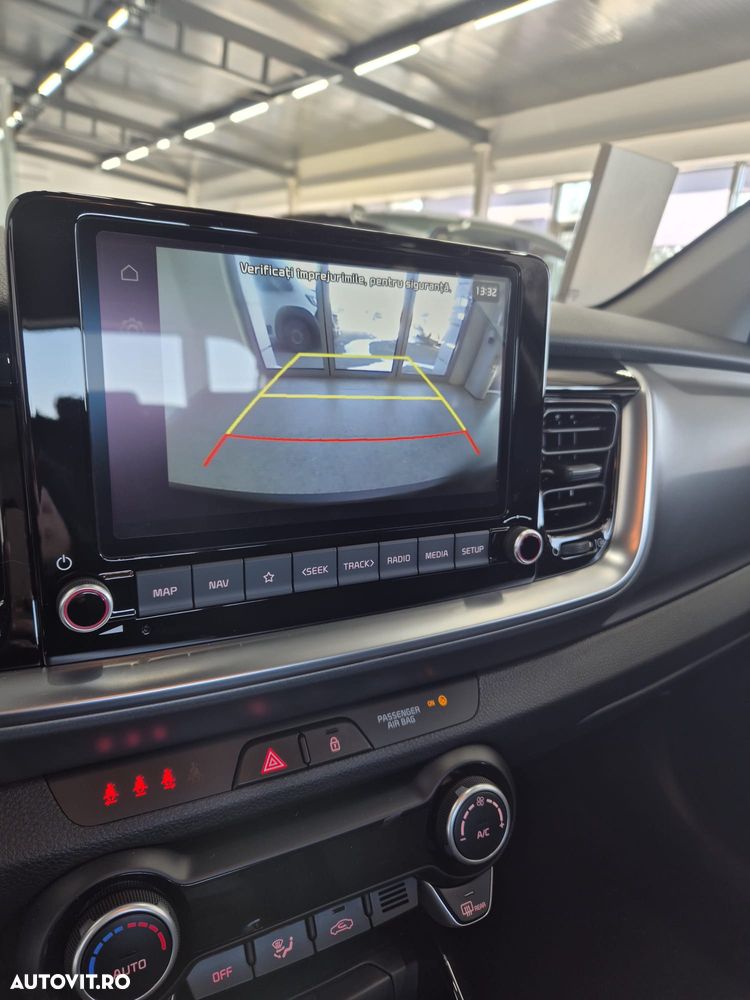 Kia Stonic 1.2 MPI 5MT Urban - 10