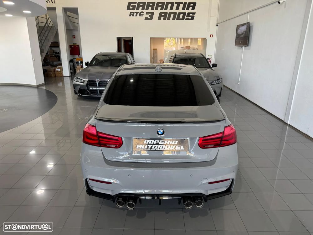 BMW 330 i Pack M Auto - 8