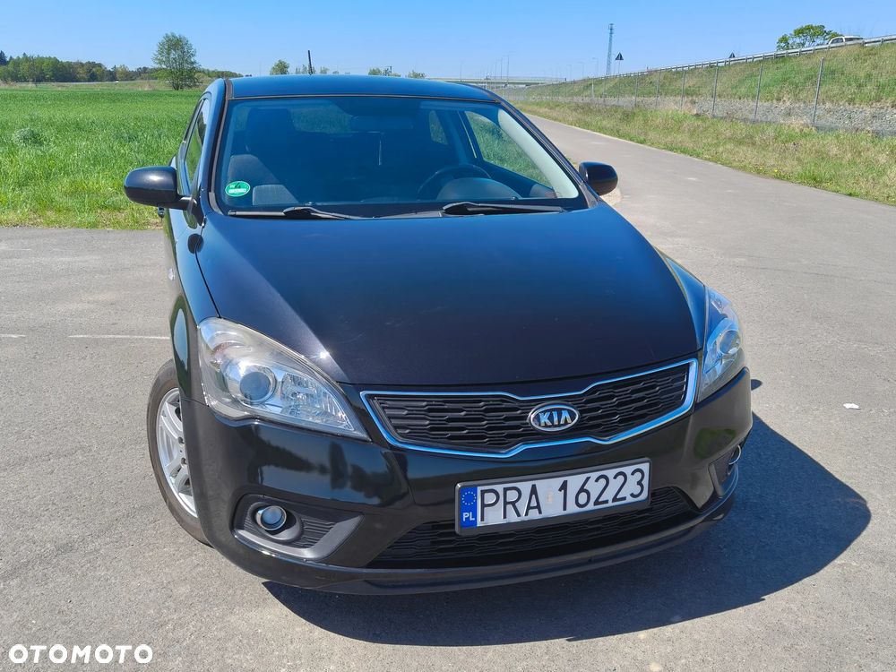 Kia ProCeed - 1