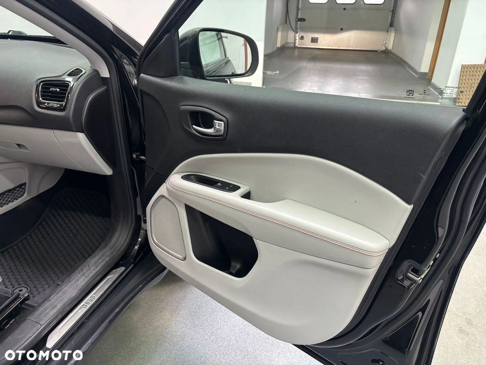 Jeep Compass 1.4 MultiAir Active Drive Automatik Opening Edition - 35