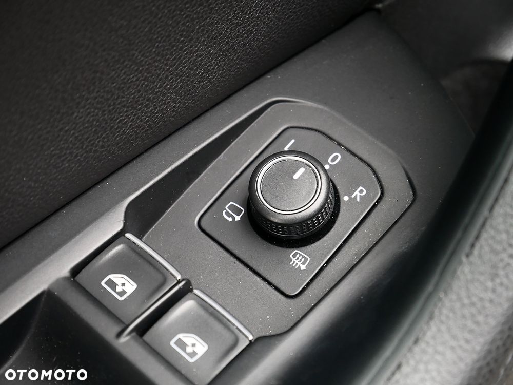 Volkswagen Passat - 17