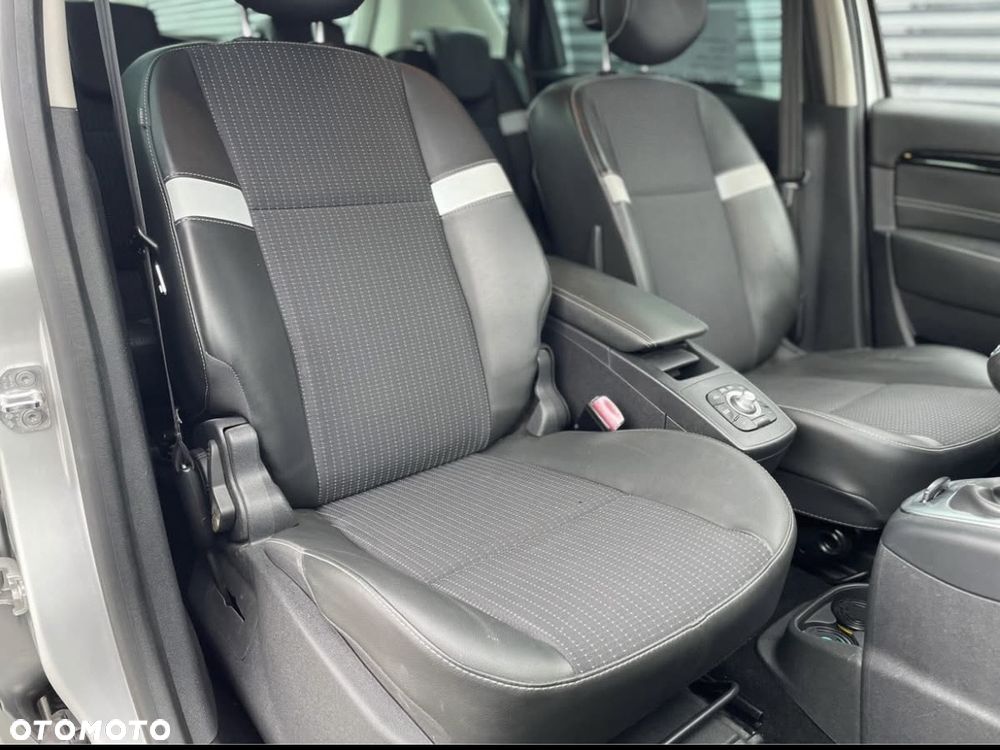 Renault Scenic - 8