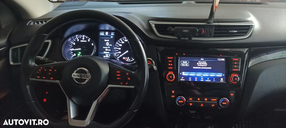 Nissan Qashqai 1.3 138CP 2WD N-Connecta - 15