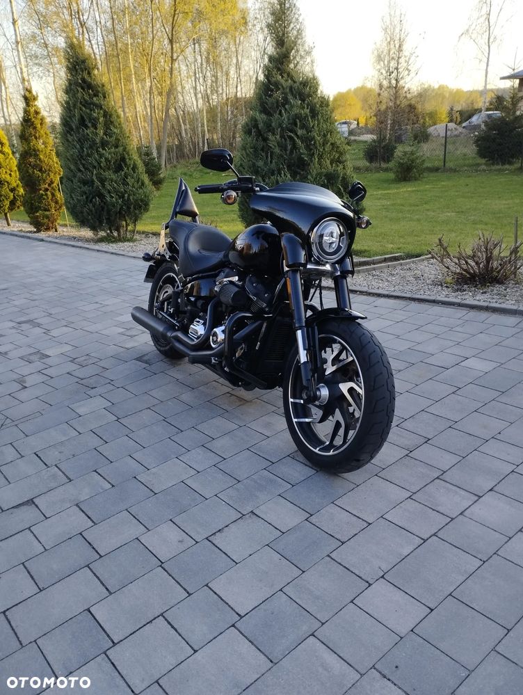Harley-Davidson Softail Sport Glide - 11