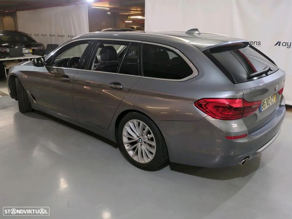 BMW 520 d Auto - 2