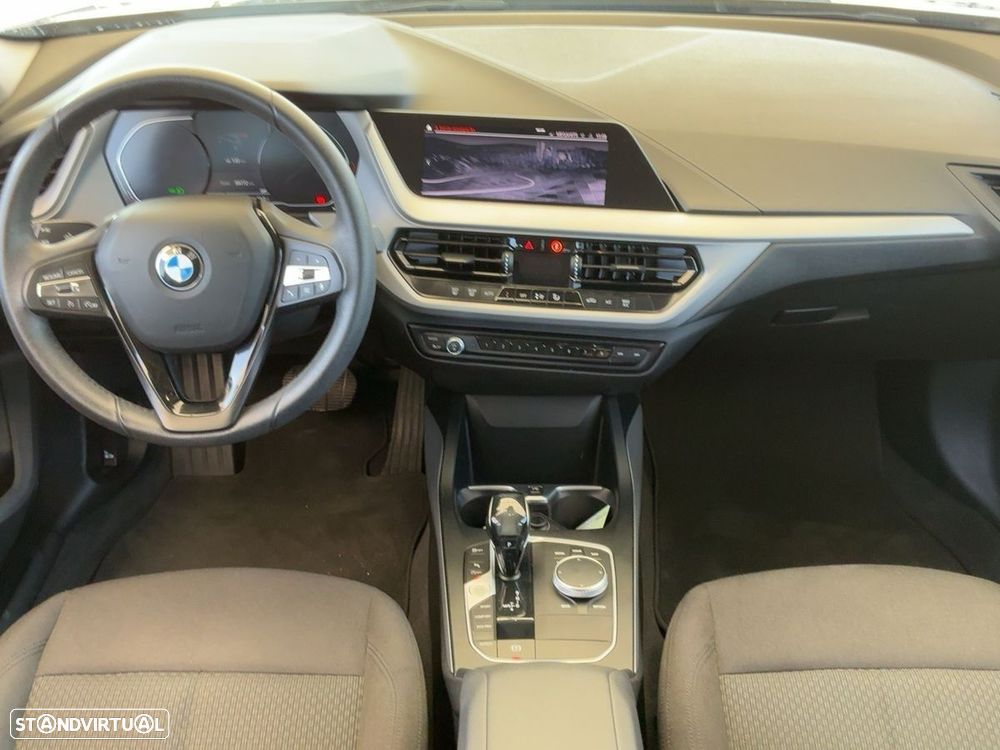 BMW 116 d Corporate Edition Auto - 9