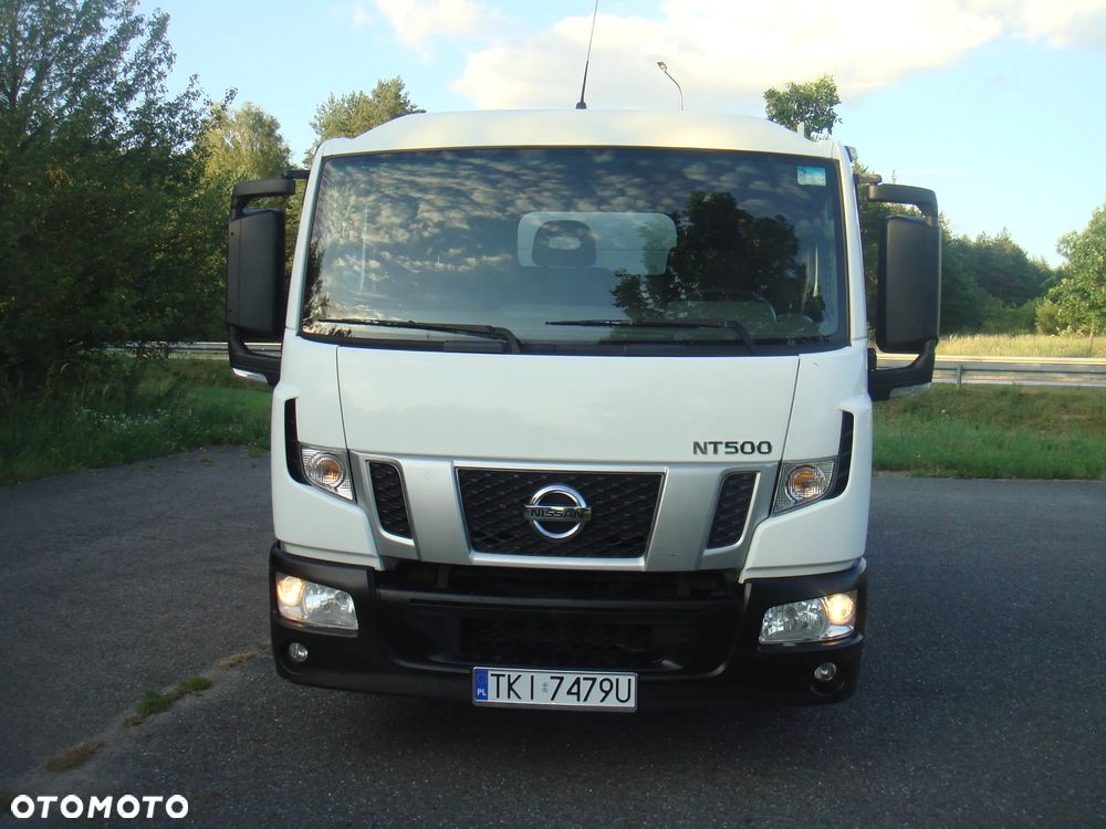Nissan NT 500 - 3