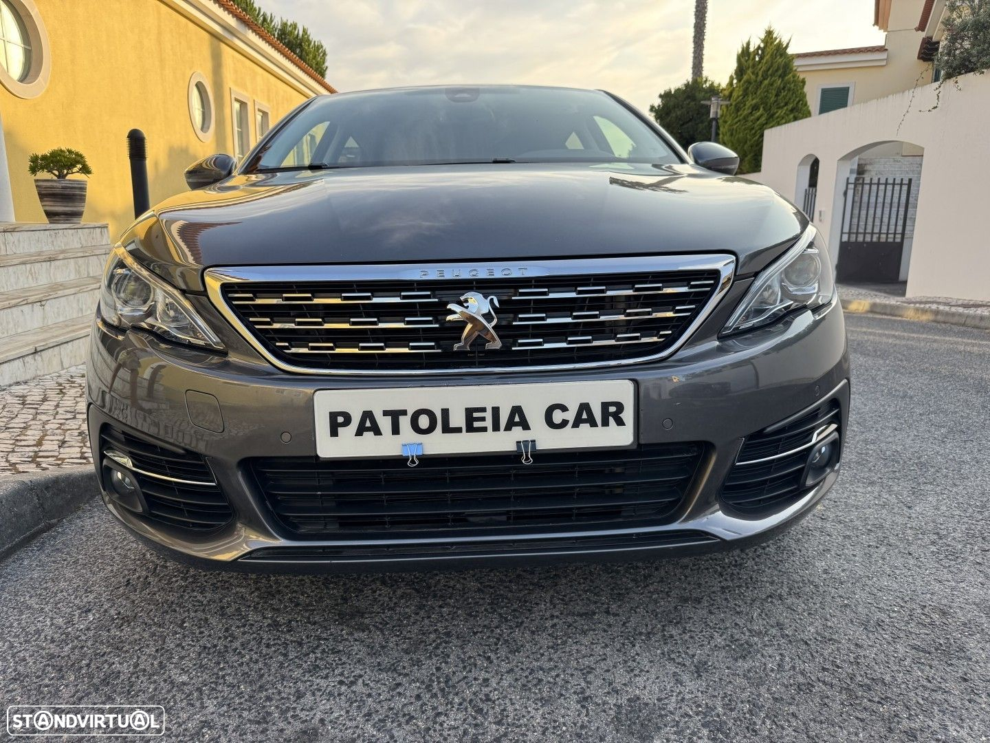 Peugeot 308 1.2 PureTech Allure EAT8 - 18