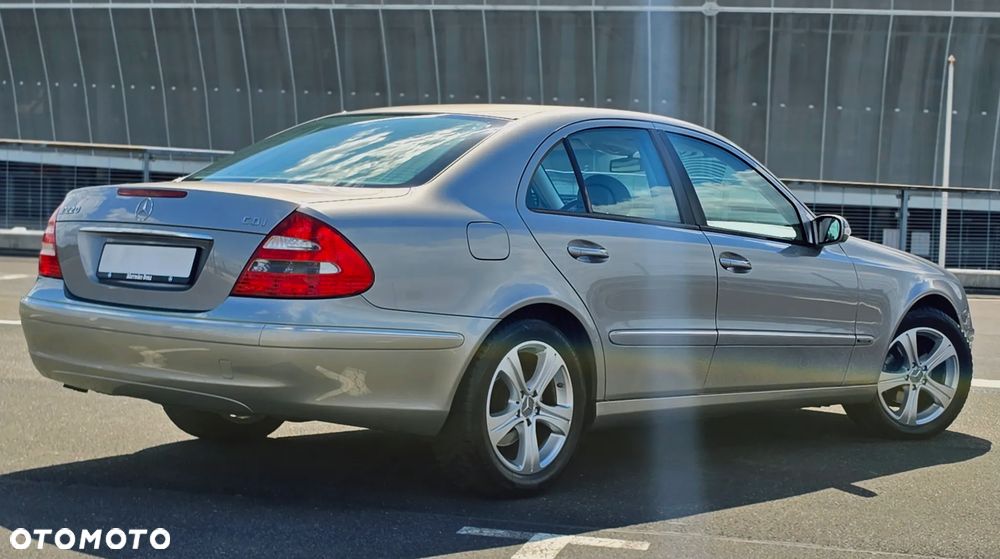 Mercedes-Benz Klasa E - 15