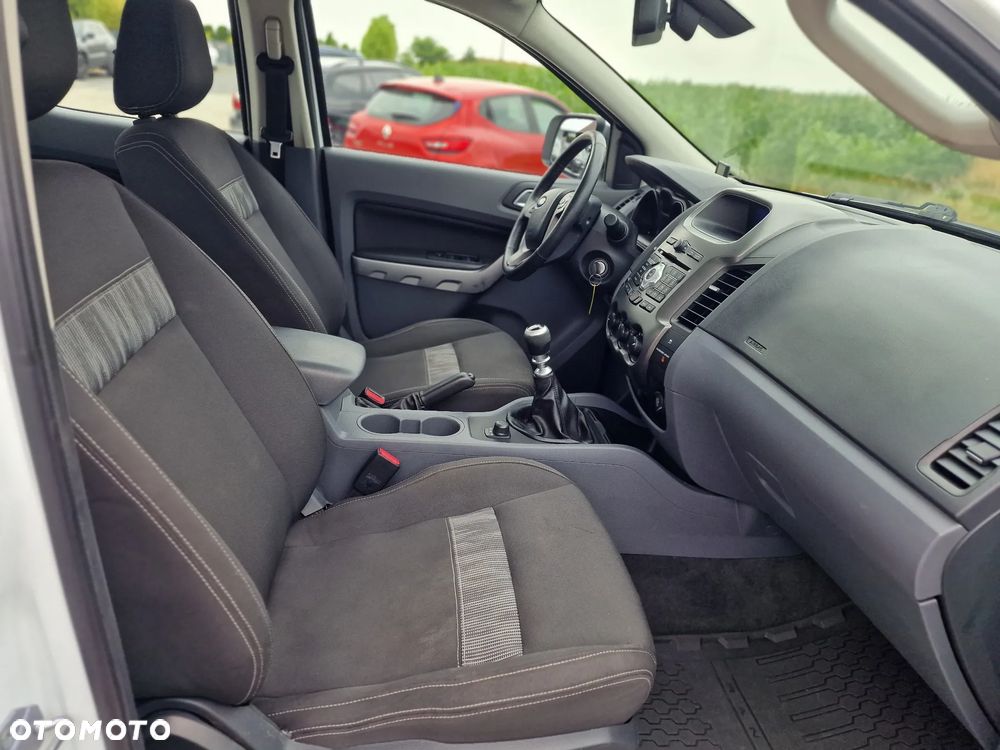 Ford Ranger 2.2 TDCi 4x4 DC XLT - 24