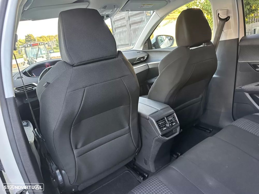 Peugeot 3008 1.2 PureTech Allure - 48