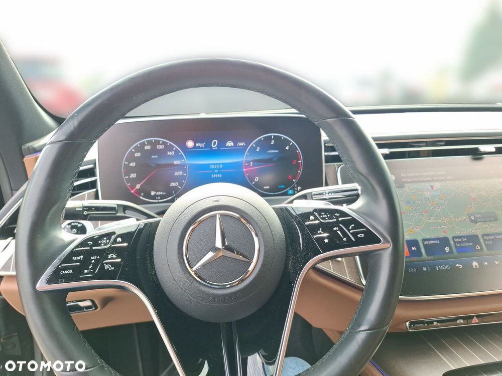 Mercedes-Benz Klasa E 220 d mHEV 4-Matic Exclusive 9G-Tronic - 11