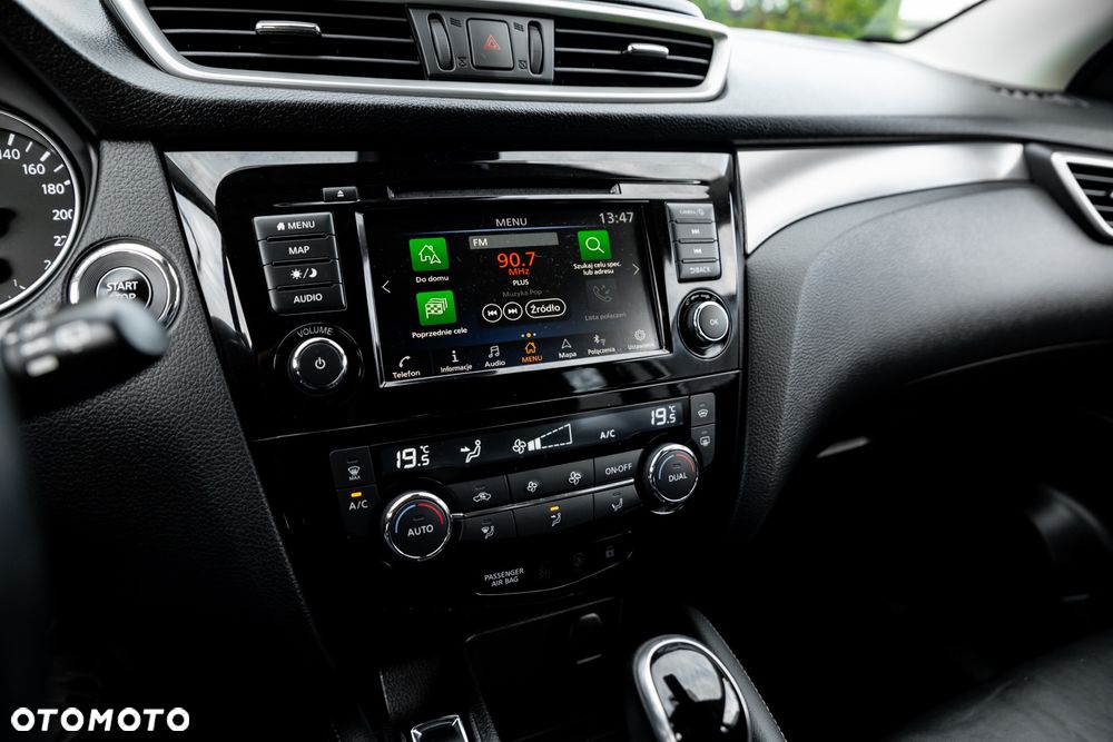 Nissan Qashqai 1.3 DIG-T DCT TEKNA - 38