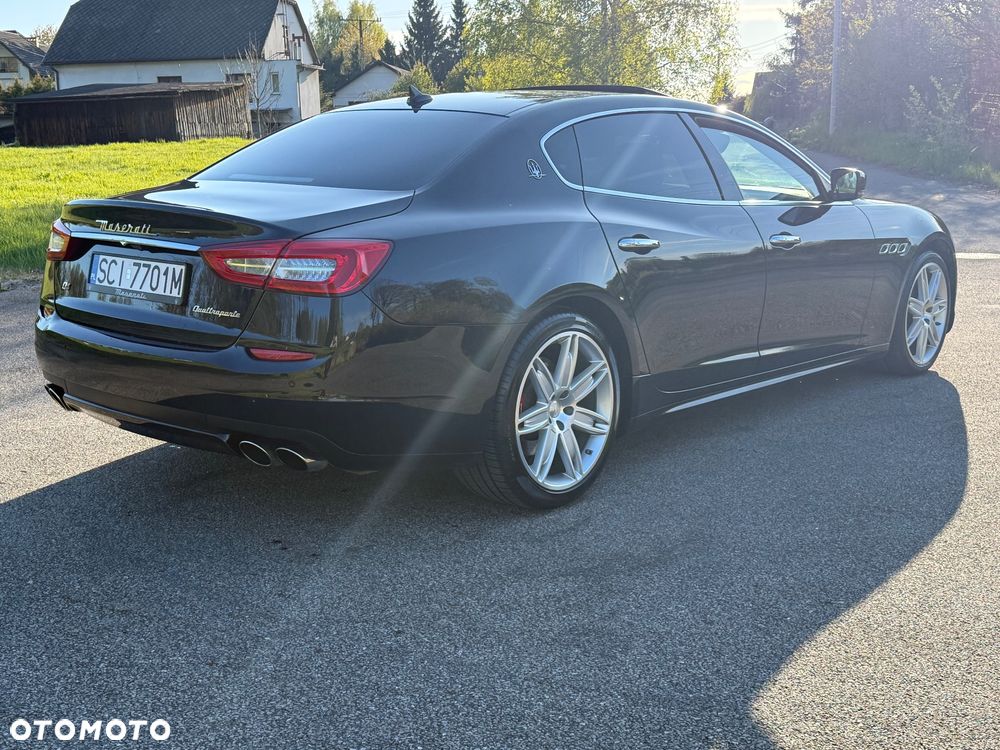 Maserati Quattroporte Q4 GranSport S - 12