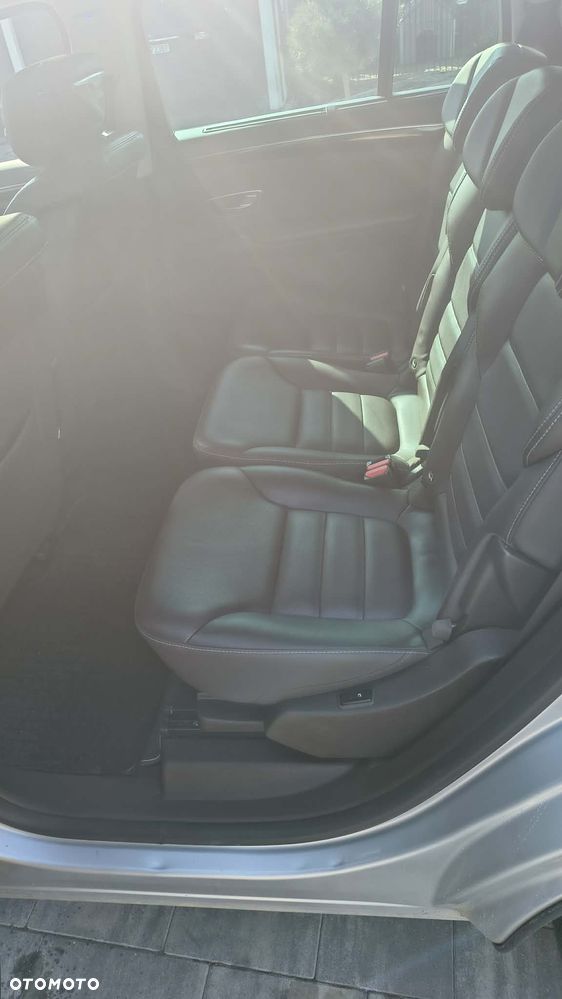 Renault Espace 1.6 dCi Energy Initiale Paris EDC - 7