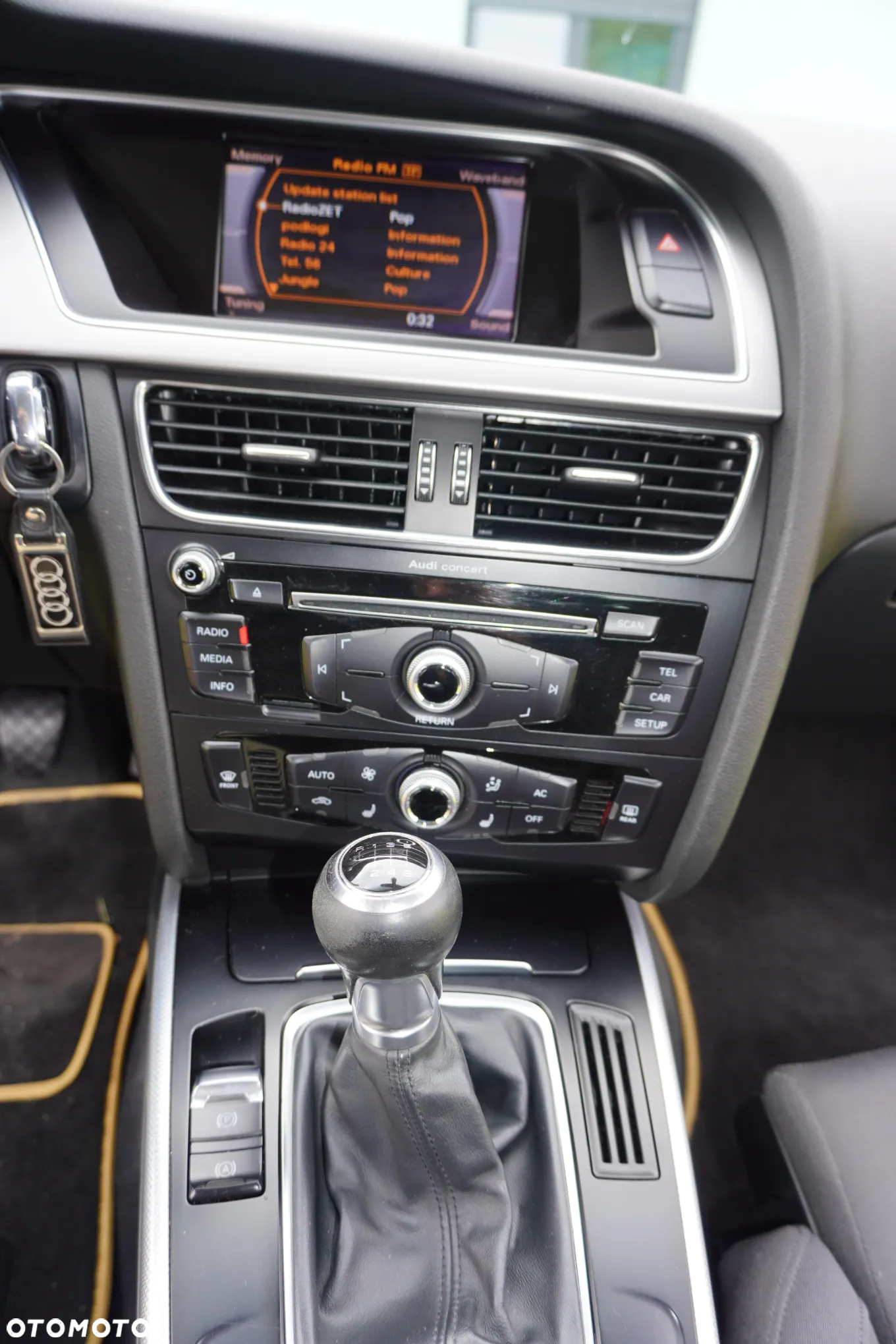 Audi A4 2.0 TDI ultra DPF Attraction - 20