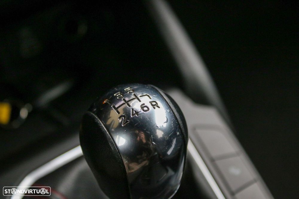 Ford Focus 1.0 EcoBoost ST-Line - 29