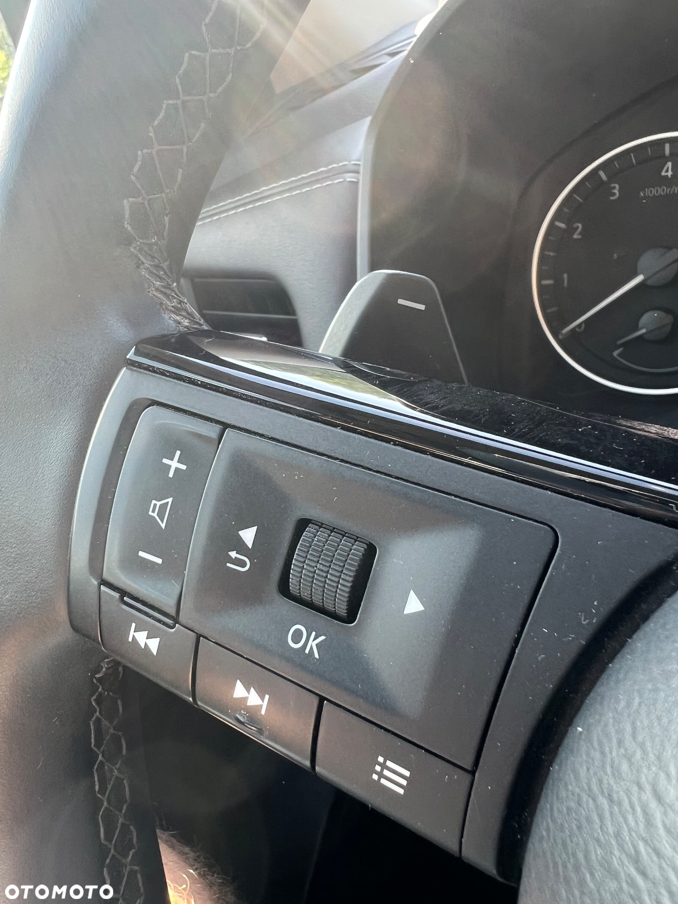 Nissan Qashqai 1.3 DIG-T MHEV Xtronic N-Connecta - 36