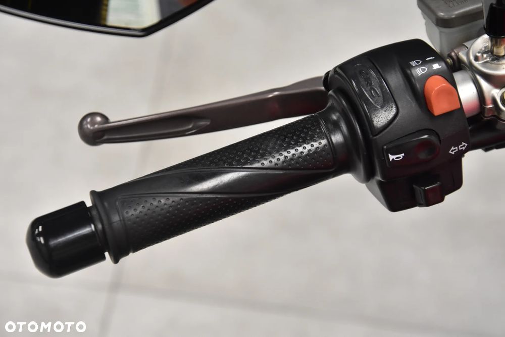 MV AGUSTA Brutale S - 15