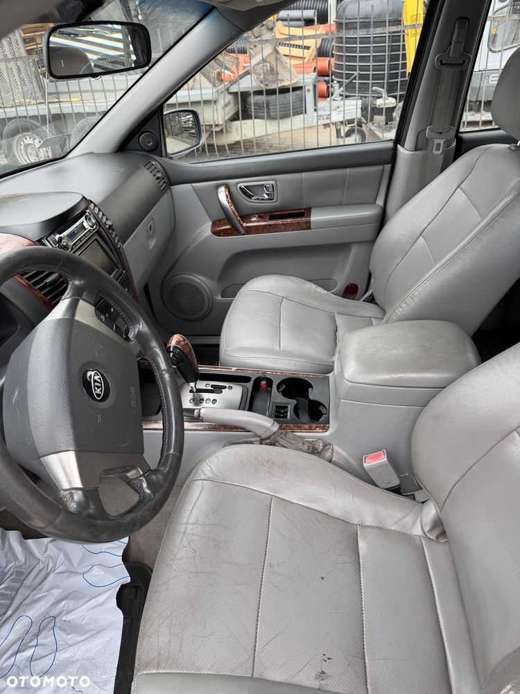 Kia Sorento - 8