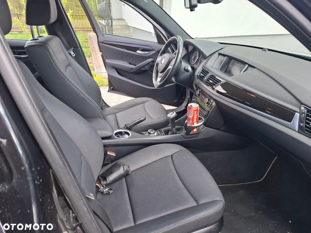 BMW X1 sDrive16d xLine - 8