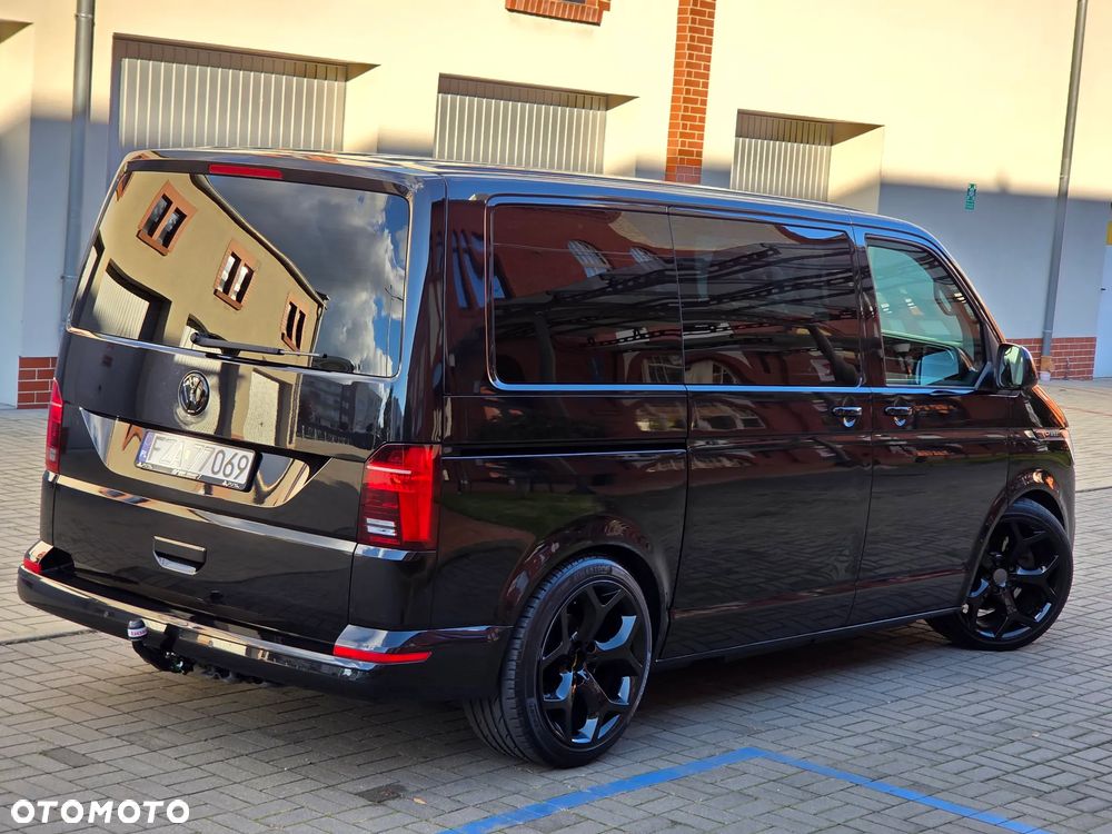 Volkswagen Multivan - 12