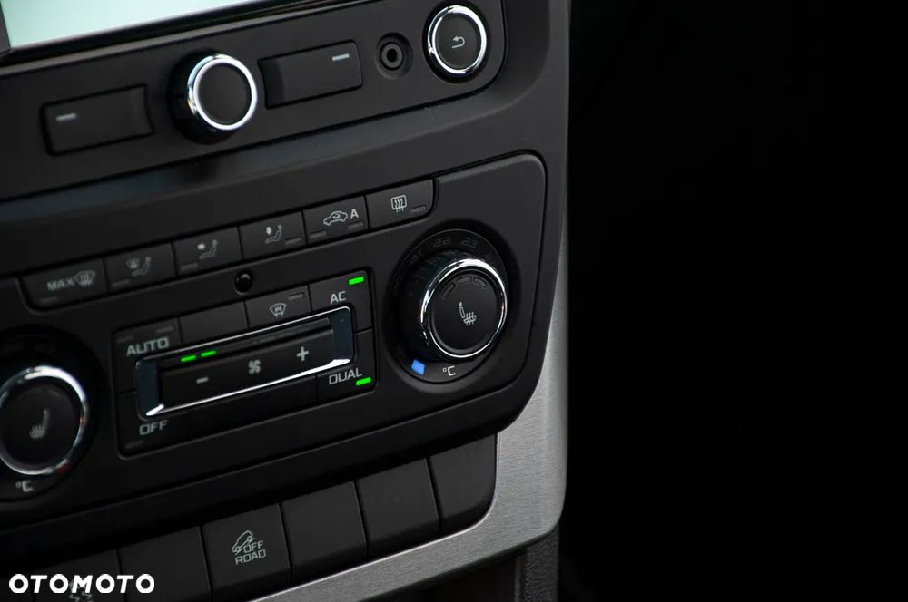 Skoda Yeti 1.8 TSI DSG 4x4 Edition - 33