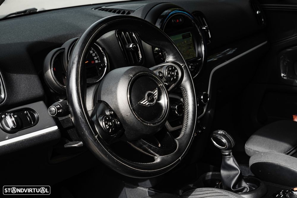 MINI Countryman Cooper SE ALL4 Auto - 15