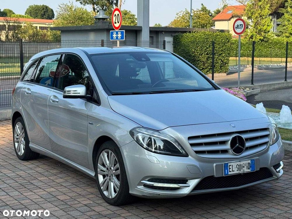 Mercedes-Benz Klasa B - 2