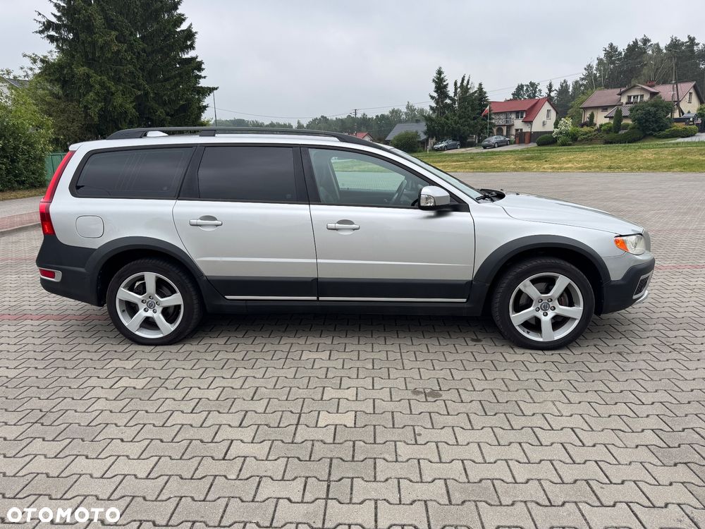 Volvo XC 70 - 23