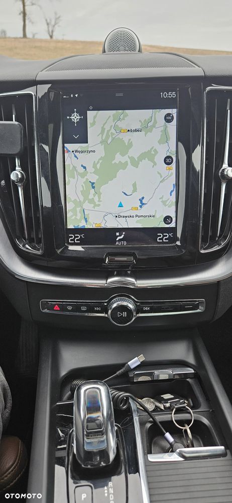 Volvo XC 60 T8 AWD Recharge Geartronic Inscription - 34