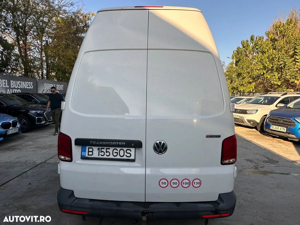 Volkswagen Transporter - 9