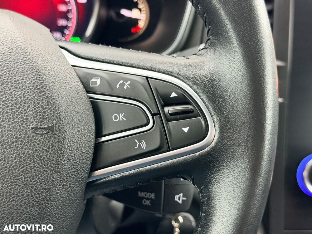 Renault Megane BLUE dCi Limited - 25