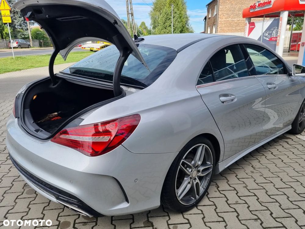 Mercedes-Benz CLA 200 AMG Line - 30