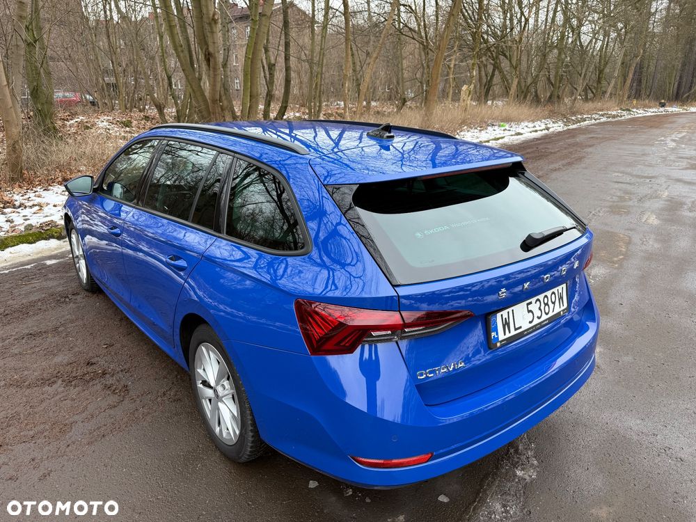 Skoda Octavia 2.0 TDI Ambition DSG - 11
