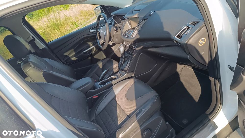 Ford Kuga - 18