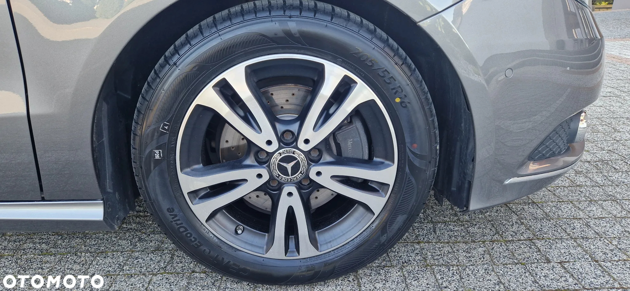 Mercedes-Benz Klasa B 180 7G-DCT Peak Edition - 22