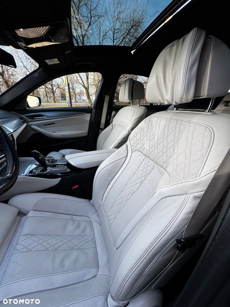 BMW Seria 5 525d M Sport sport - 18
