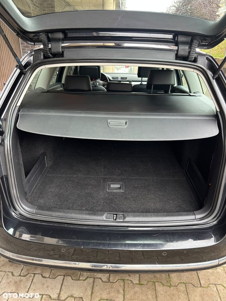 Volkswagen Passat 2.0 Blue TDI SCR Highline - 16
