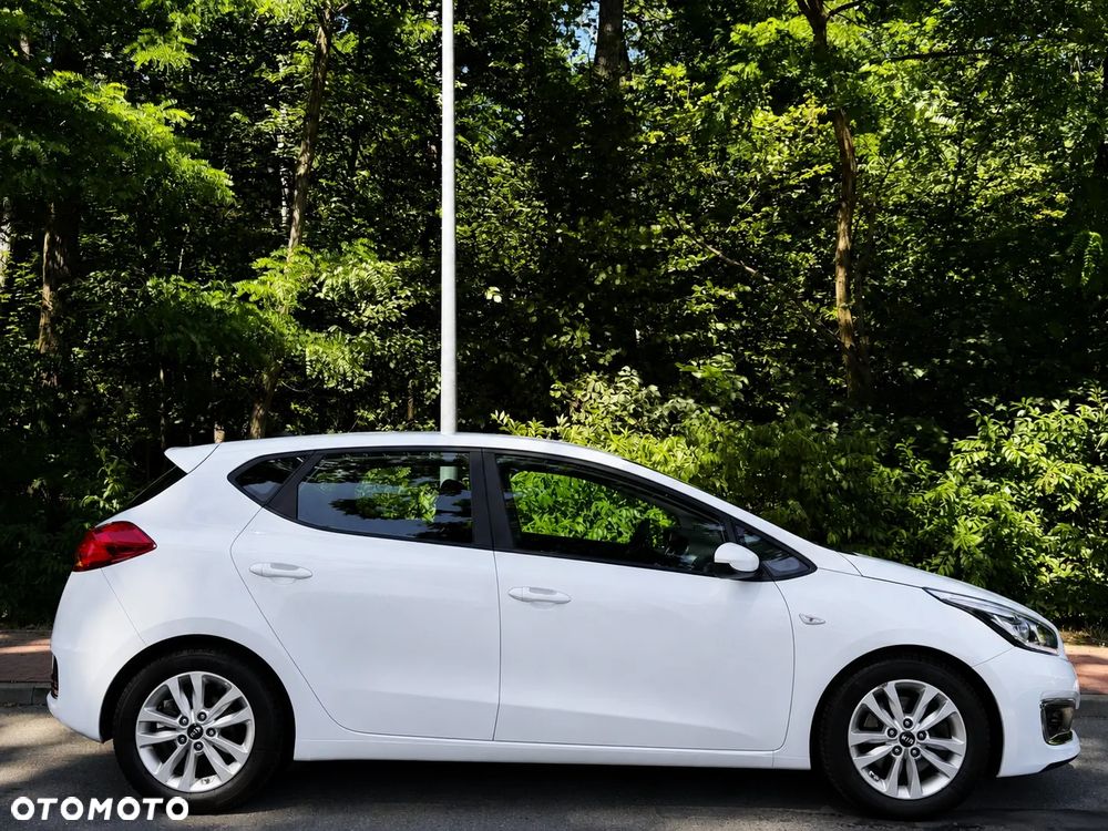 Kia Ceed 1.0 T-GDI 100 ISG Edition 7 - 5